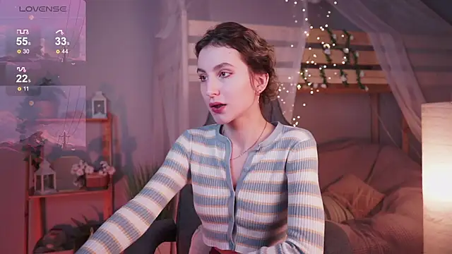 Snapshot of LuxRayi chatting on January 2026 02:50:02 AM LuxRayi online show from January 2026 02:50:02 AM