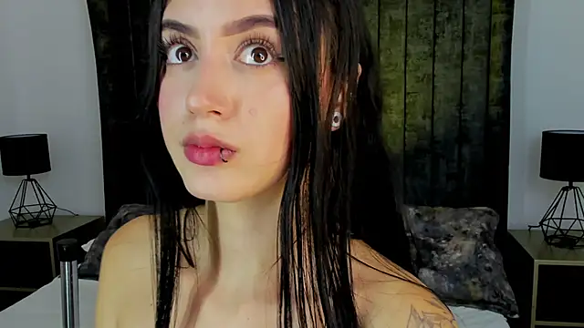 NataGarcia online show from December 2024 05:54:02 PM