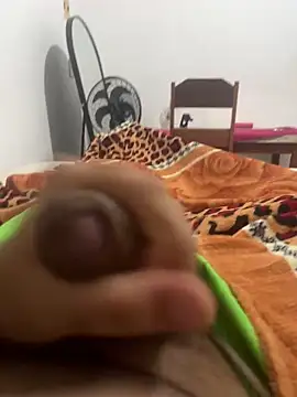 fejduyw1 online show from April 2026 05:48:02 PM