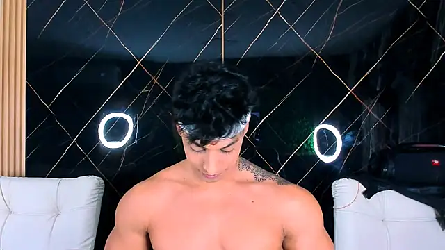 Owen Muzcle online show from January 2026 06:17:02 AM