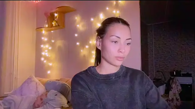 KatiKate online show from September 2025 05:38:01 PM