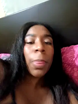 KloheCurvy online show from December 2024 01:46:01 AM