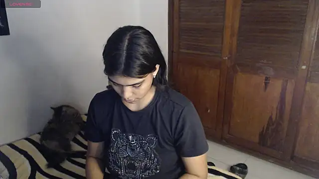 Pocahontas Princess  online show from December 2025 05:34:01 AM