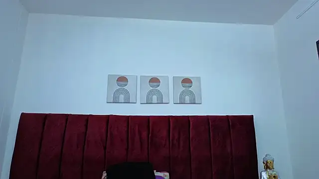 selena castillo online show from January 2026 12:32:02 PM