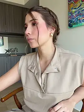 SophieRaily  online show from January 2025 08:39:01 PM