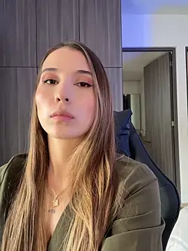 SophieRaily  online show from September 2025 09:04:02 PM