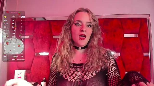 Snapshot of GinnaGrace chatting on March 2025 12:54:02 PM GinnaGrace online show from March 2025 12:54:02 PM