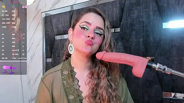 Snapshot of GinnaGrace chatting on October 2025 01:31:01 PM GinnaGrace online show from October 2025 01:31:01 PM