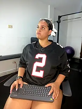 Violetrousse online show from October 2025 06:50:01 PM