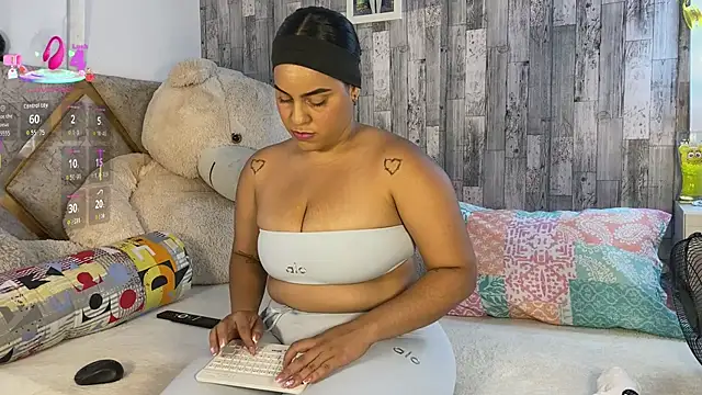 Violetrousse online show from October 2025 08:29:01 PM