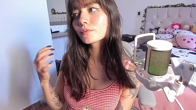 Snapshot of Sakito_Tokio chatting on November 2025 06:41:02 PM Sakito Tokio online show from November 2025 06:41:02 PM