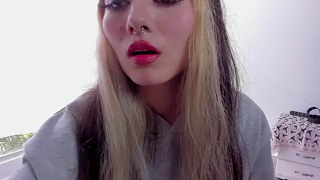 Snapshot of Sakito_Tokio chatting on February 2026 09:41:01 PM Sakito Tokio online show from February 2026 09:41:01 PM