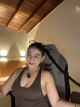 Snapshot of Blancanievess chatting on August 2026 12:56:01 AM Blancanievess online show from August 2026 12:56:01 AM