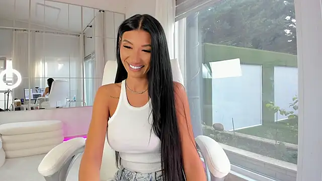 Snapshot of missdiamond_ chatting on November 2025 07:51:02 AM missdiamond online show from November 2025 07:51:02 AM