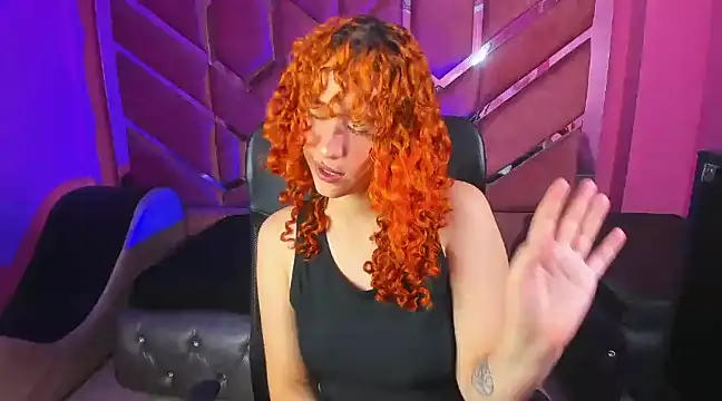 Nami Curls online show from February 2025 01:19:02 PM