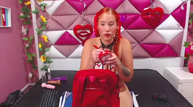 Nami Curls online show from March 2025 05:46:01 AM