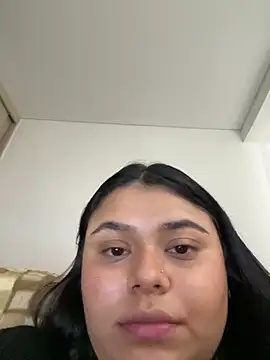 alissonfernandez  online show from February 2025 09:37:01 PM