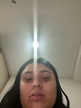 alissonfernandez  online show from March 2025 01:03:02 PM