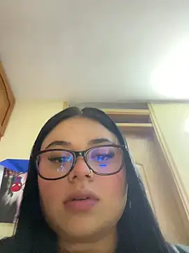 alissonfernandez  online show from February 2026 11:12:02 PM