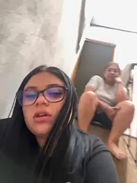 Snapshot of alissonfernandez_ chatting on May 2026 09:54:02 PM alissonfernandez online show from May 2026 09:54:02 PM