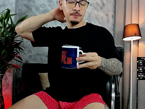 Snapshot of boyc022_ chatting on March 2026 01:40:02 AM boyc022 online show from March 2026 01:40:02 AM