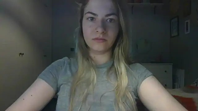 Snapshot of ROSIEx_sweet chatting on June 2026 07:20:01 AM ROSIEx sweet online show from June 2026 07:20:01 AM