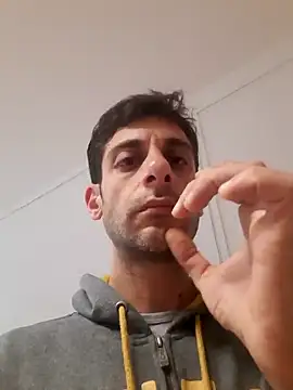 MrTamburine22 online show from March 2025 03:29:02 PM