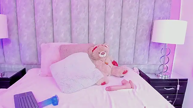 CoralHarmon online show from January 2025 06:06:01 PM