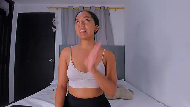 NAHOMI MILLER online show from March 2025 03:48:01 PM