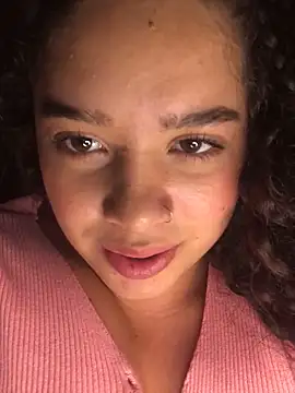 Snapshot of Julieta_333 chatting on March 2025 11:54:02 PM Julieta 333 online show from March 2025 11:54:02 PM