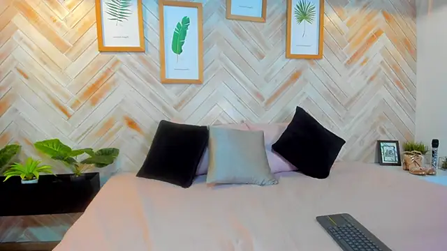 AniiRose online show from February 2025 01:30:02 AM