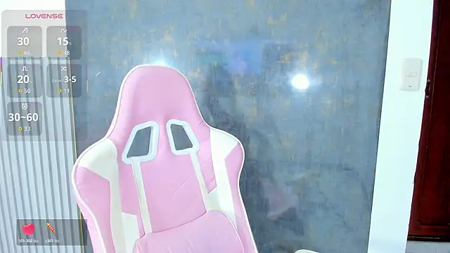 lana boomer online show from December 2025 07:55:01 PM