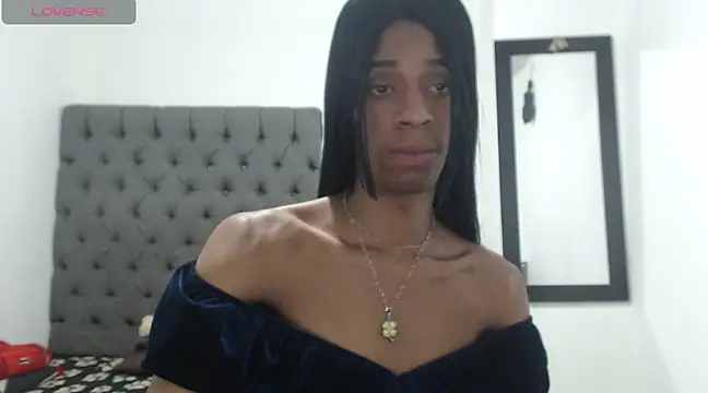 lucianadolll online show from March 2025 06:55:02 PM