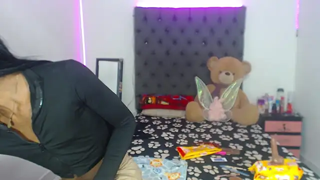 lucianadolll online show from October 2025 03:01:02 AM