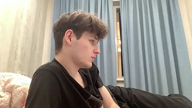 cutie guys online show from December 2024 04:36:01 PM