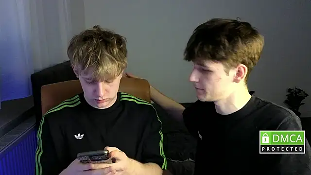 cutie guys online show from March 2026 11:20:02 PM