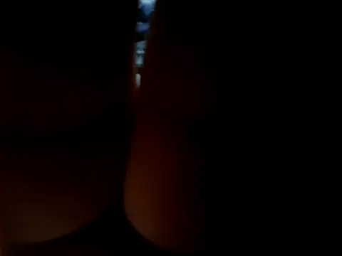 Fefe20cam online show from November 2025 02:25:01 AM