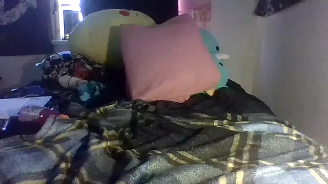 ATwinkie online show from March 2025 03:45:02 PM