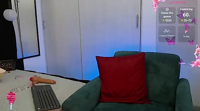 cutehanna1 online show from February 2025 02:40:02 AM