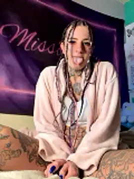 BlazyKitsune- online show from January 2026 11:23:02 AM