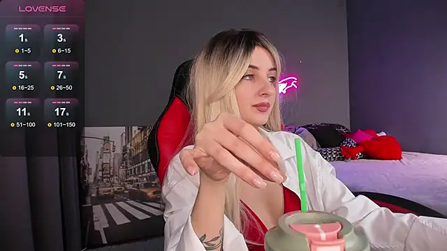 Katty Lights online show from February 2025 08:42:01 PM