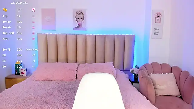 Catvalentine  online show from December 2024 06:32:01 AM