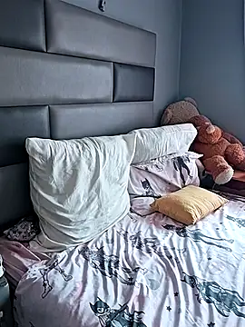 identity121710 online show from November 2025 12:40:01 PM