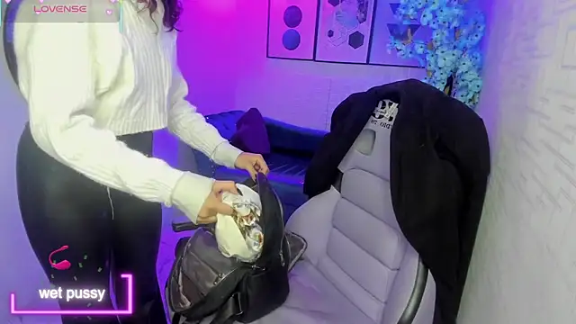 Theia moon online show from September 2025 12:43:02 PM