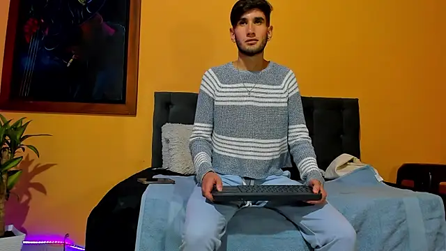 Thhiago tay online show from December 2024 08:58:02 PM