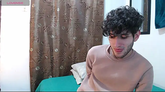 Thhiago tay online show from September 2025 04:46:02 AM