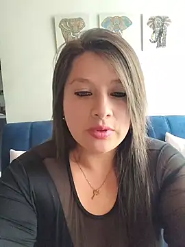 Neve Collins online show from February 2026 02:35:01 PM