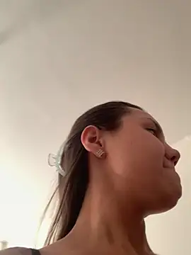 MiraMiss online show from March 2026 07:47:01 AM