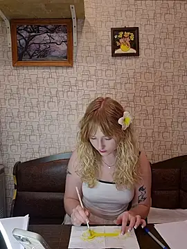 Snapshot of lola__banny chatting on October 2025 03:45:02 PM lola banny online show from October 2025 03:45:02 PM