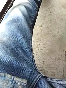 PracticalGum40 online show from December 2024 07:44:01 AM